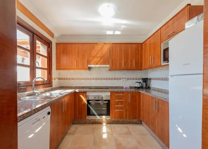 Casa Del Mar Ilic With Communal Pool And Sea Views פלאיה בלנקה