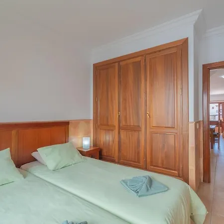 Casa Del Mar Ilic With Communal Pool And Sea Views Daire