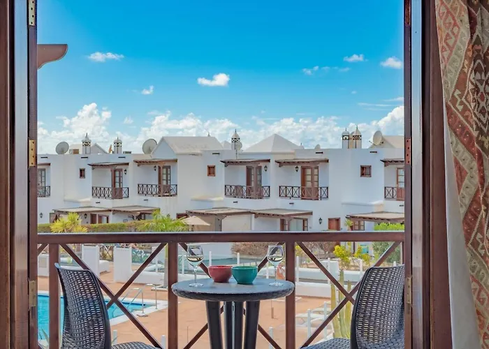 Апартаменты Casa Del Mar Ilic With Communal Pool And Sea Views Коста Бланка