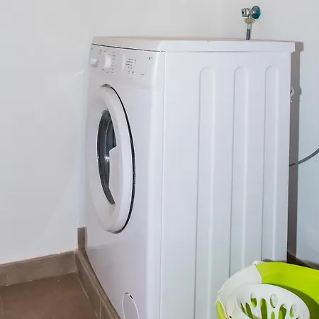 Casa Del Mar Ilic With Communal Pool And Sea Views דירה פלאיה בלנקה